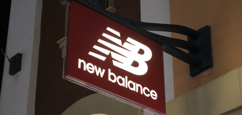 Estratégia de marketing da New Balance que redefiniu os tênis